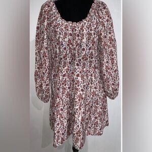 XiRENA Floral Long Sleeve Dress in Red and Blue